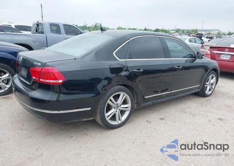 2015 Volkswagen Passat 1.8T Sel Premium из США, поврежденный, VIN 1VWCS7A37FC056854